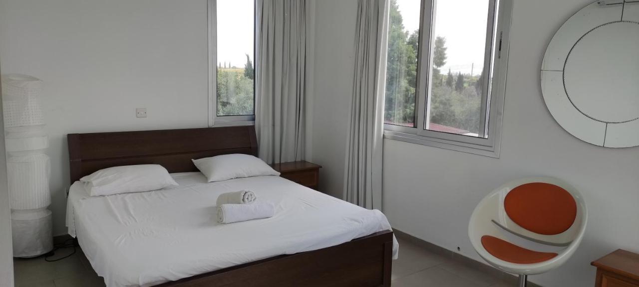 Kiti Village Villa, Cyprus, Salt-Water Pool, 6 Bedrooms, Larnaca מראה חיצוני תמונה